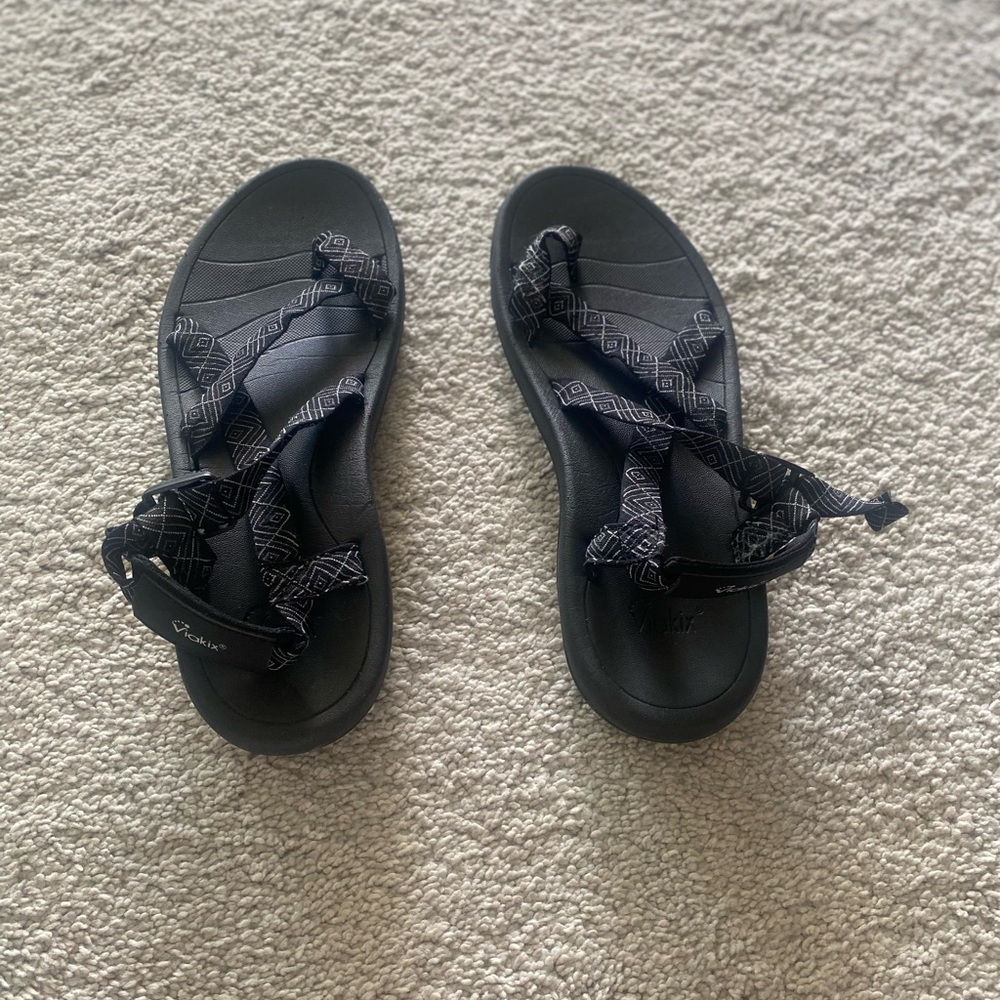 Women’s sandals